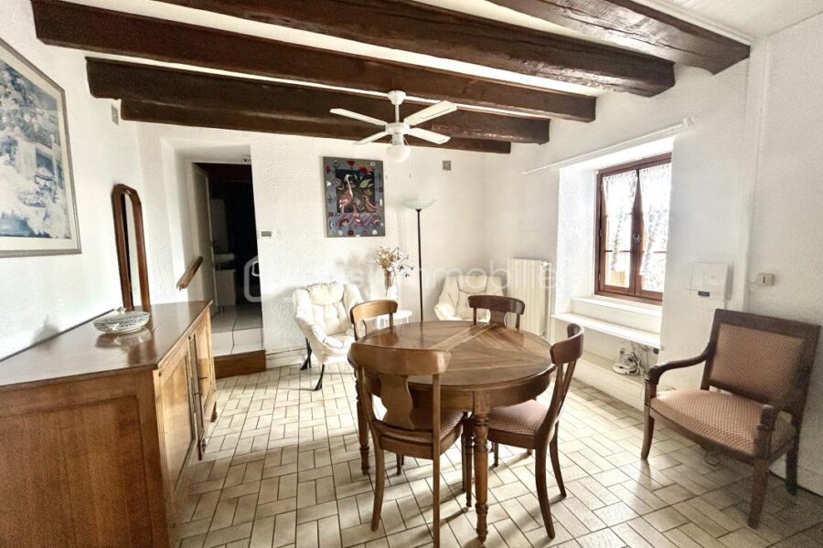 Maison à vendre à Usson