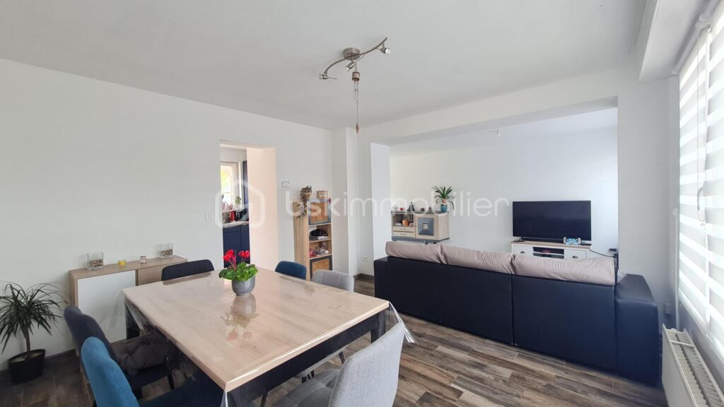 Rare sur le secteur ! Maison familiale coup de coeur ! 4 chambres + jardin – 5 pièces – 4 chambres – 105 m²