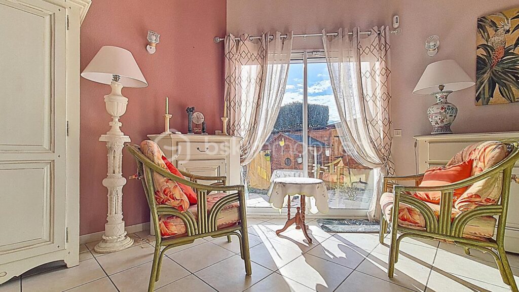 VILLA 4 FACES AVEC PISCINE ET VUE SUR LE CANIGOU – 4 pièces – 3 chambres – 97 m²