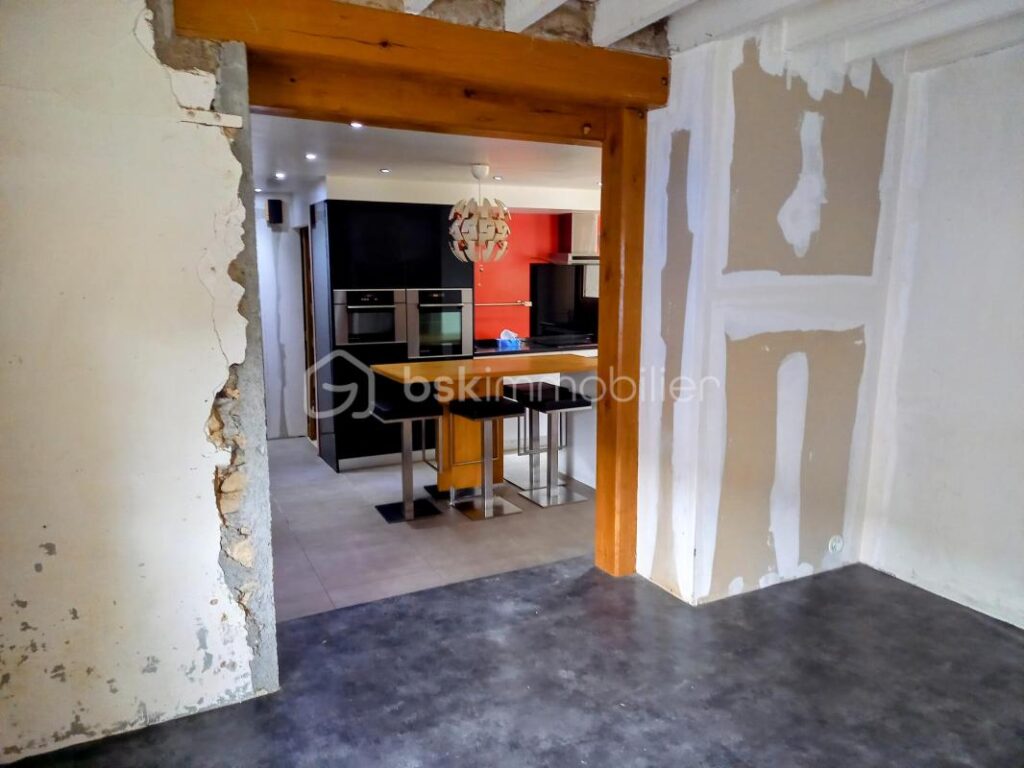 un potentiel exceptionnel !!! – 8 pièces – 5 chambres – 274 m²