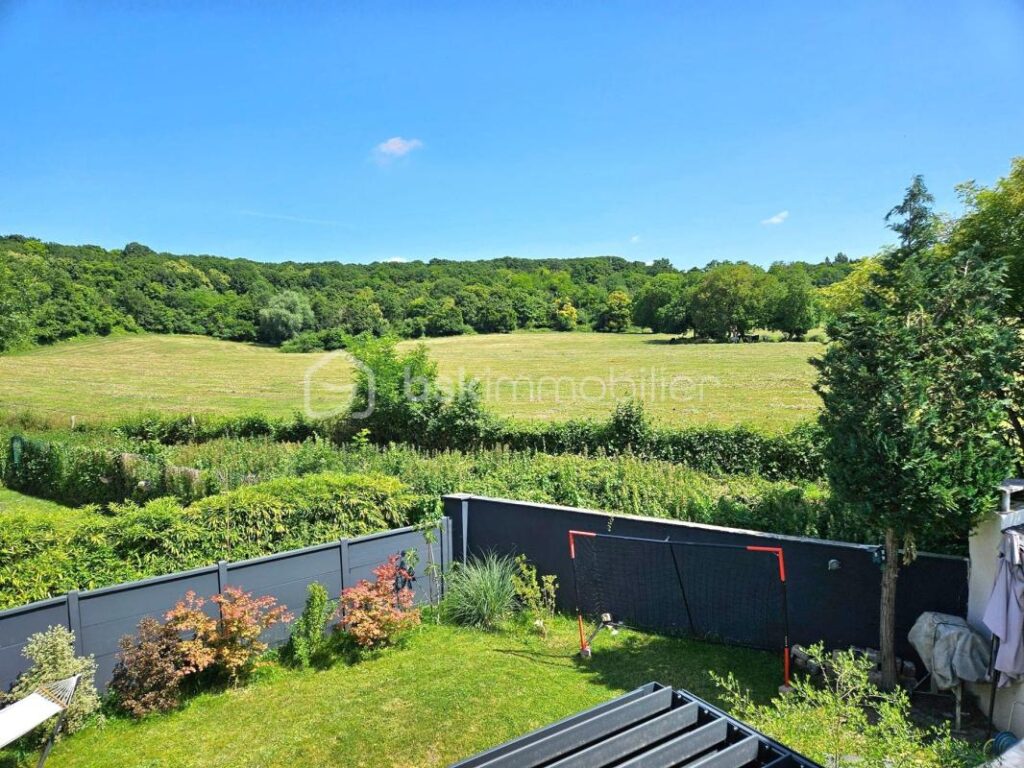 Mansart 7 pièces 216m² indépendant sous-sol DPE C – 7 pièces – 4 chambres – 151 m²