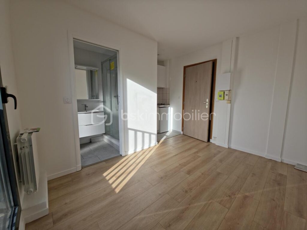 Studio de 13m² à Montreuil – 1 pièce – 1 chambre – 13 m²