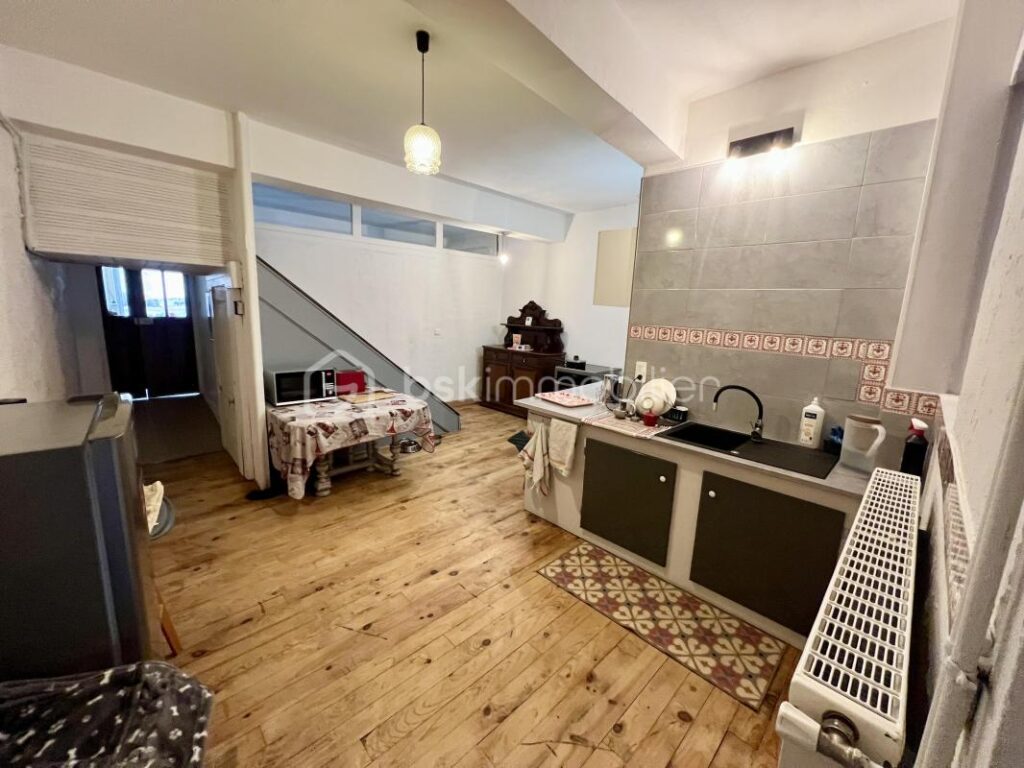 Succombez a une magnifique maison de pierre – 5 pièces – 3 chambres – 172 m²