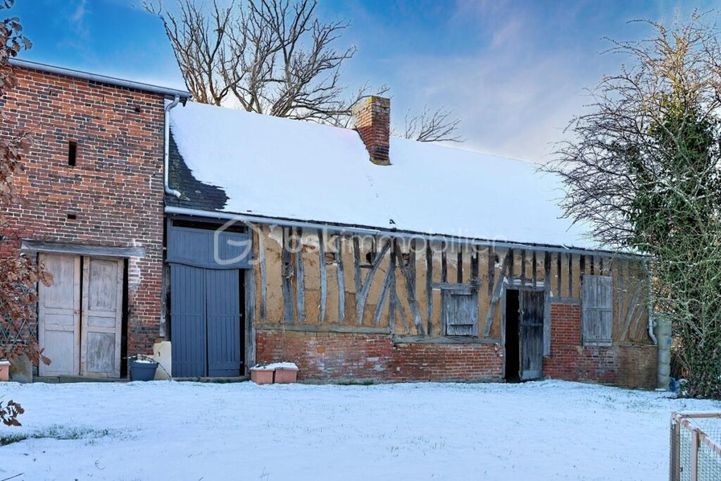 Jolie maison en briques – 5 pièces – 3 chambres – 104 m²