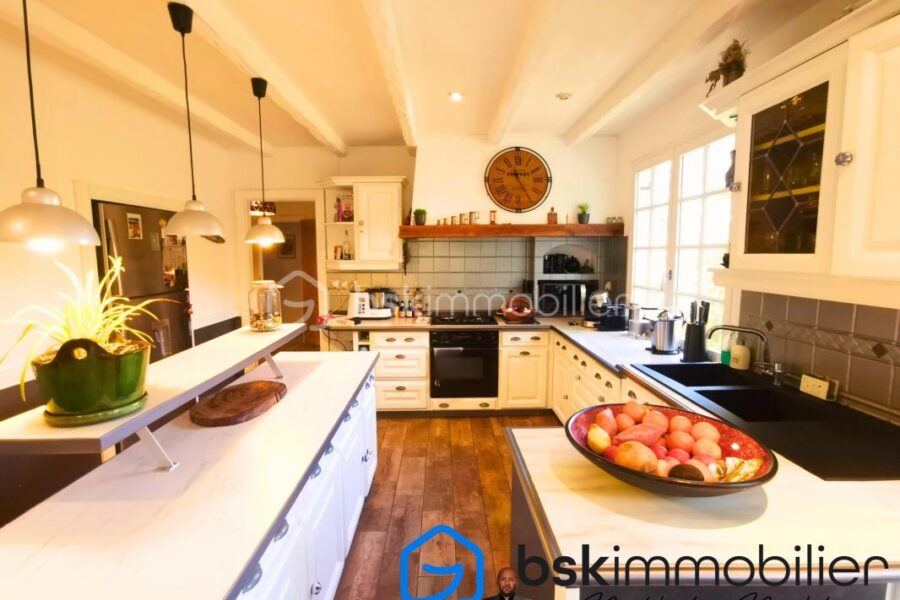 Maison à vendre à Saint privat des vieux