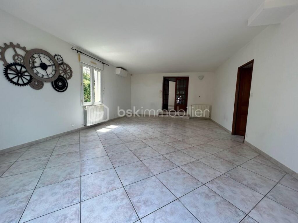 Maison T4 113m² Climatisée avec garage GRABELS proche des commerces – 4 pièces – 3 chambres – 117 m²