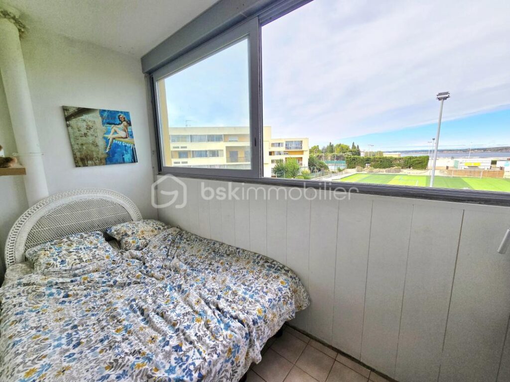 EN EXCLUSIVITE – VUE – COIN NUIT – 2 pièces – 1 chambre – 25 m²