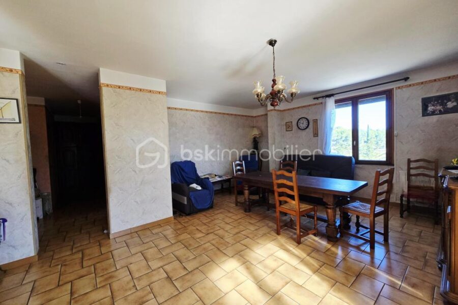 Maison à vendre à Poussan