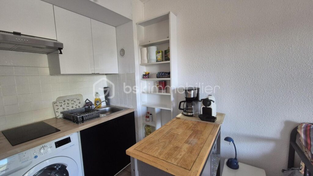 A VENDRE APPARTEMENT STUDIO DE 19M² A CANET EN ROUSSILLON – COTE PORT – TERRASSE – LIBRE DE TOUTE OCCUPATION – 1 pièce – NR chambres – 20 m²