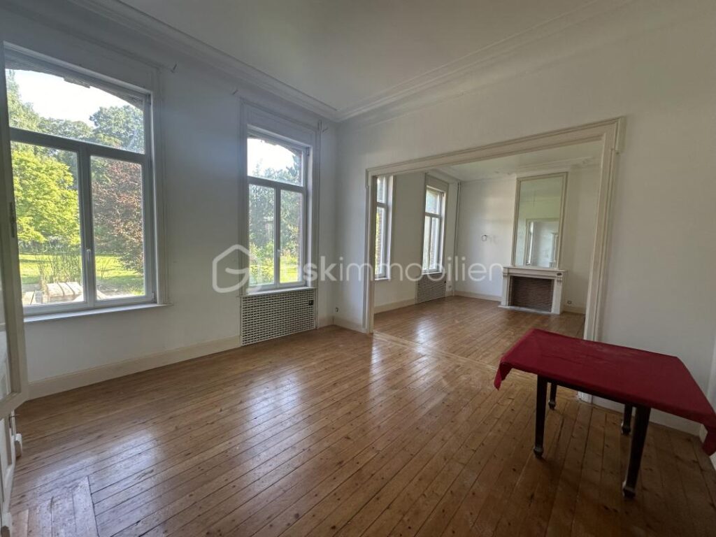 Maison de Maître 6 Chambres, parc arboré – 12 pièces – 5 chambres – 330 m²