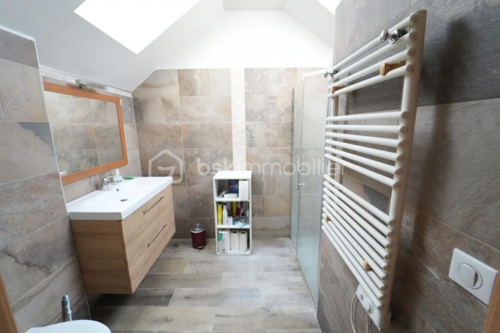 Maison d’architecte à CHARTRETTES de 195m² – 6 pièces – 4 chambres – 195 m²