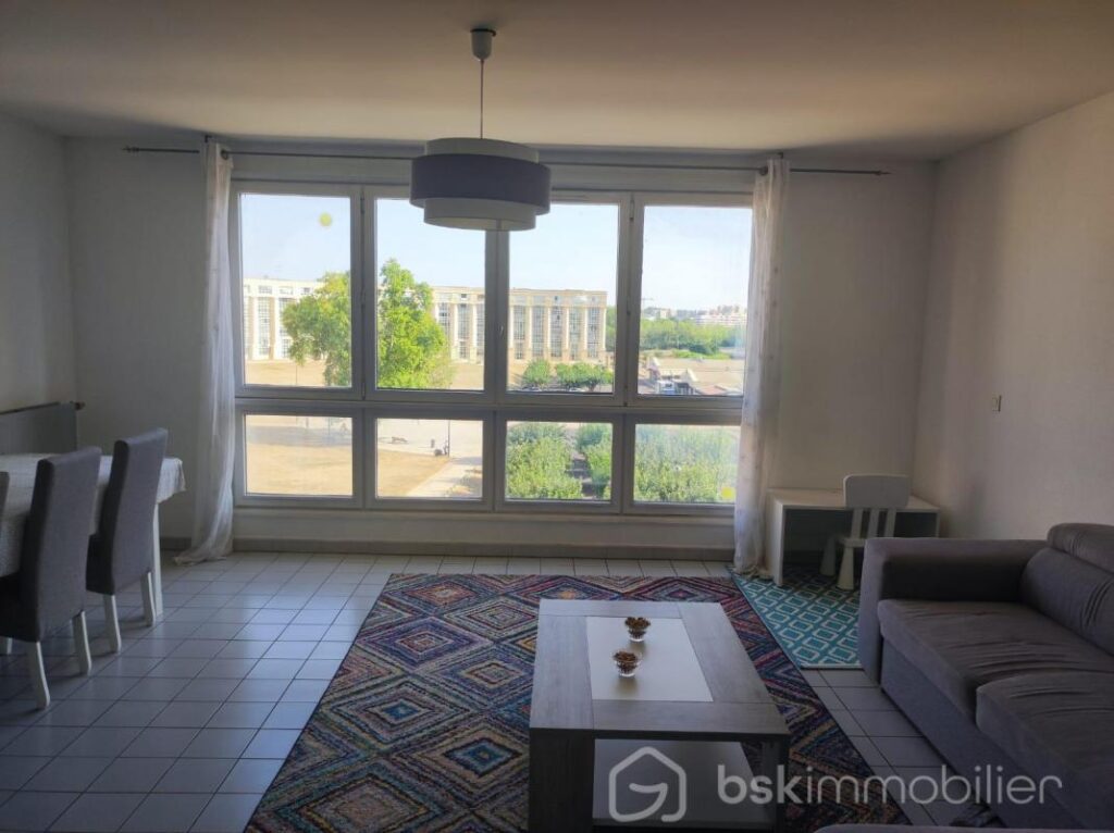 Appartement T4 90m2 avec parking– Port Juvenal, Montpellier – 4 pièces – 3 chambres – 88 m²