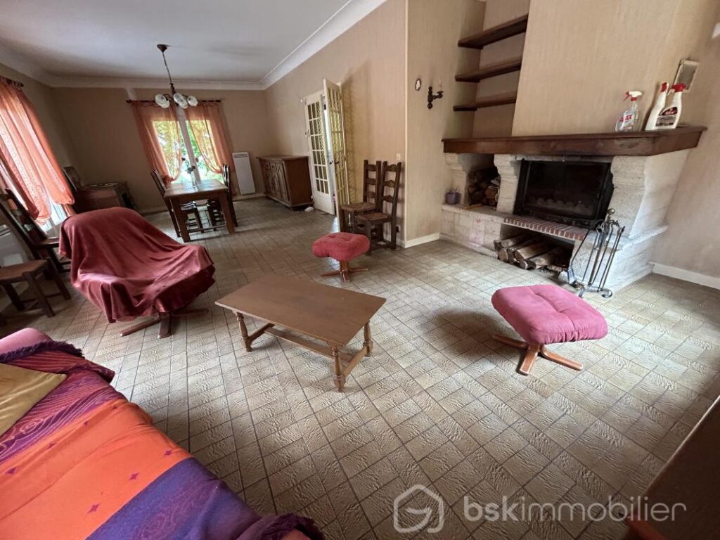 MAISON PLAIN PIED – 3 CHAMBRES – GARAGE – 4 pièces – 3 chambres – 103 m²