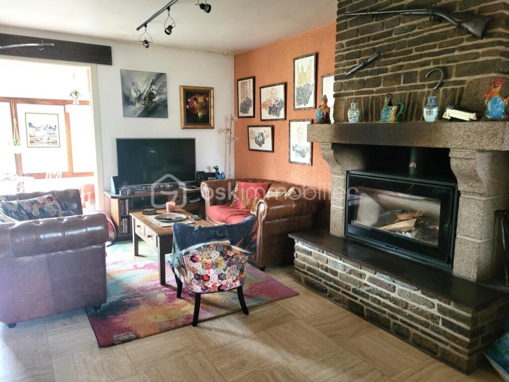 Maison au bord de l’eau ! – 4 pièces – 2 chambres – 130 m²