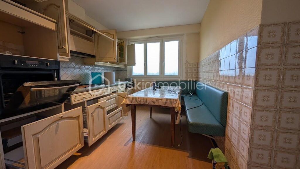 MAISON 3 CHAMBRES DE 77 M² quartier prisé de Fougères 35300 – 5 pièces – 3 chambres – 77 m²