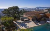 À Vendre – Villa d’Exception au Faron avec Vue Panoramique sur la Rade de Toulon – 6 pièces – 5 chambres – 200 m²