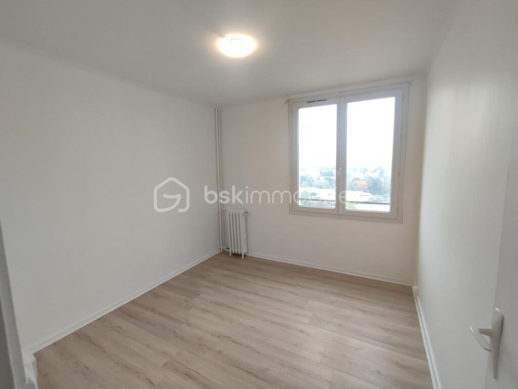 Bel appartement 3 pièces avec vue dégagée – Creil – 3 pièces – 2 chambres – 56 m²