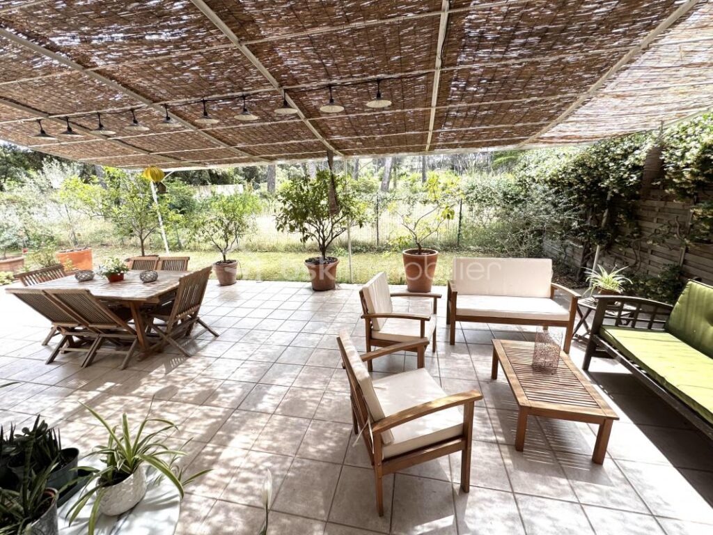 Istres, Appartement de 127m2 avec Jardin – 5 pièces – 4 chambres – 127 m²