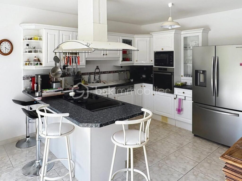 Maison 377m2 secteur Villers-sur-Mer – 9 pièces – 4 chambres – 377 m²