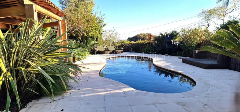 La Turbie Villa d’exception avec vue mer – élégance, confort et raffinement – 6 pièces – 4 chambres – 241 m²