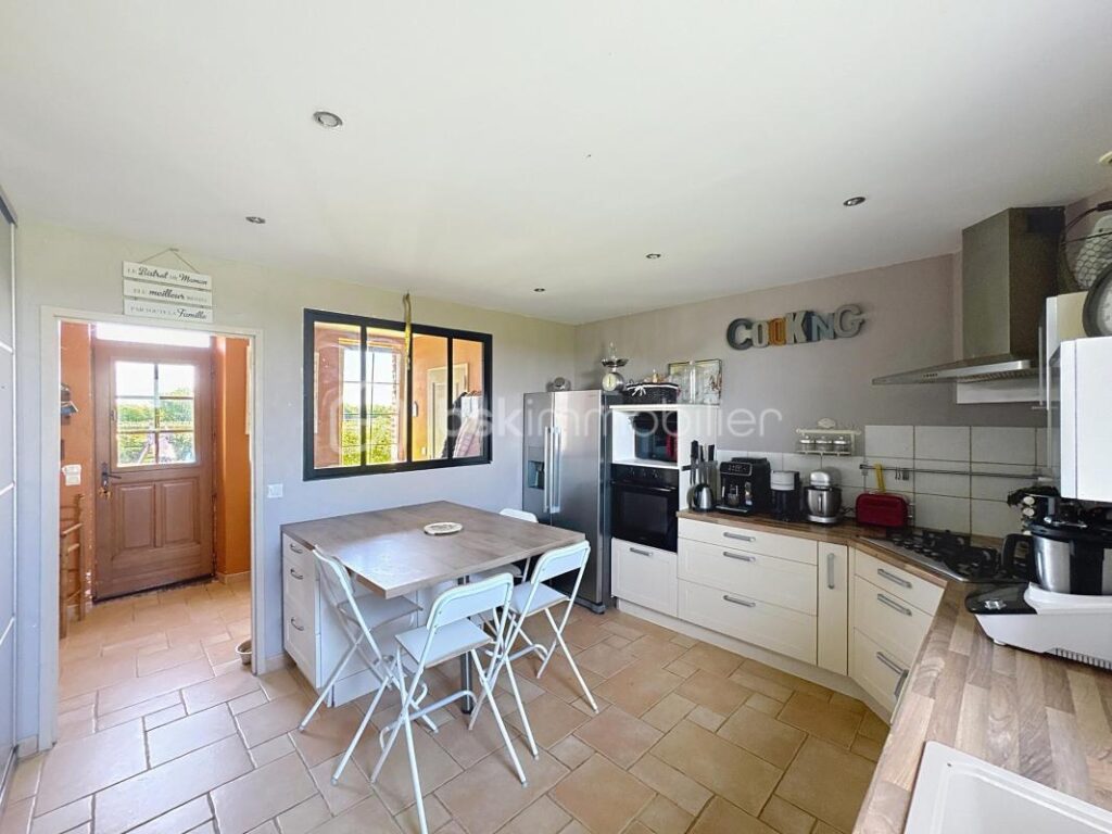 Maison de campagne au calme – 6 pièces – 4 chambres – 134 m²