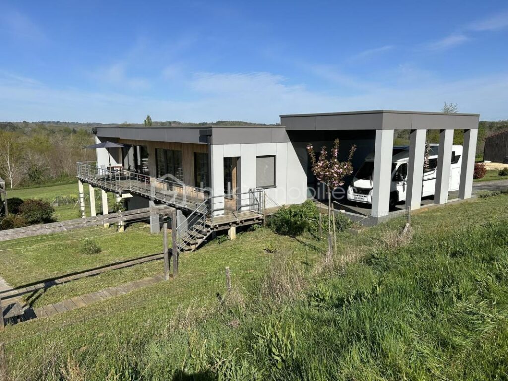 Maison Contemporaine d’Architecte de 2020 située à Loubéjac 24550 – 4 pièces – 3 chambres – 135 m²