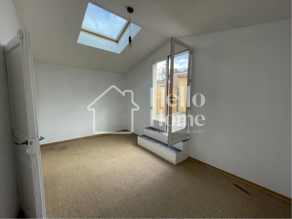 Maison – 116.9m ² – 6 pièces – 3 chambres – 116 m²