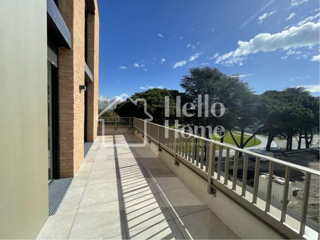 T5 – 129.8m ² – 5 pièces – 4 chambres – 129 m²