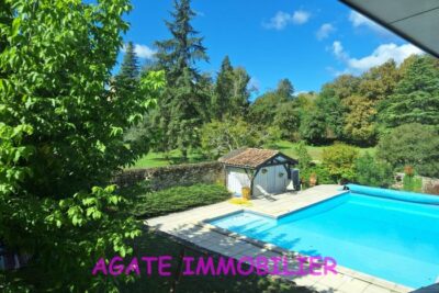 MAISON D ARCHITECTE SUR LE BORD DU CIRON AVEC PISCINE A VENDRE – NR pièces – 4 chambres – 200 m²