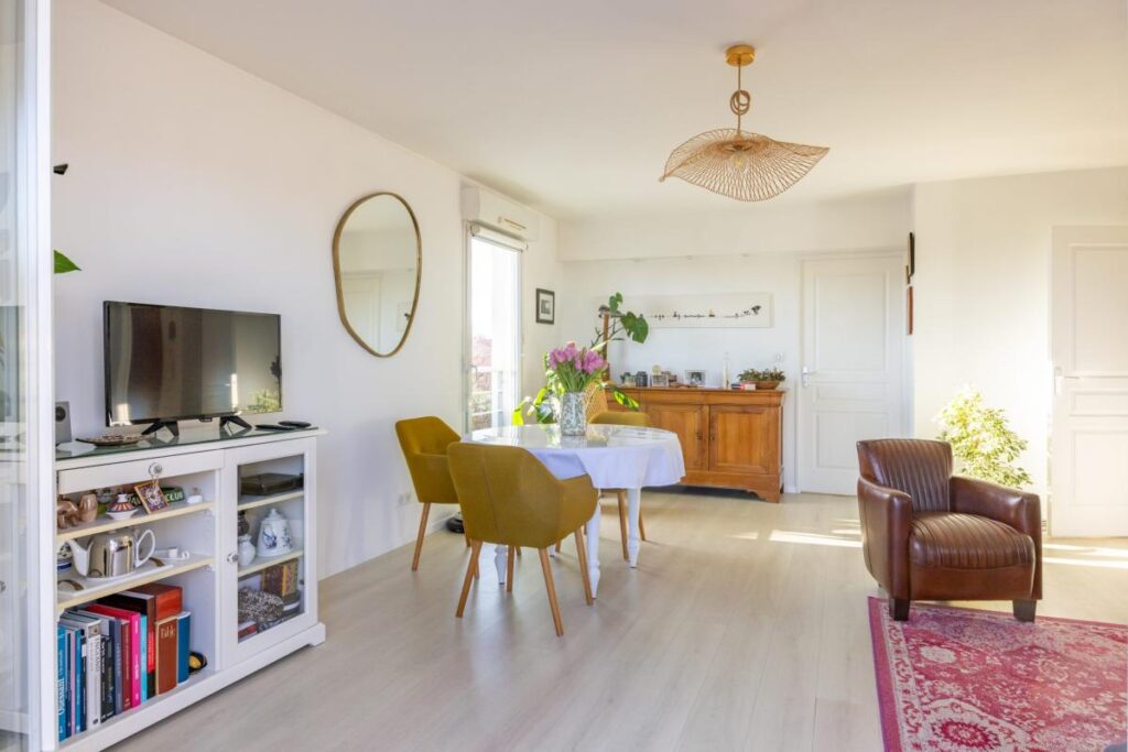 Duplex T4 Terrasse – 4 pièces – 3 chambres – 85 m²