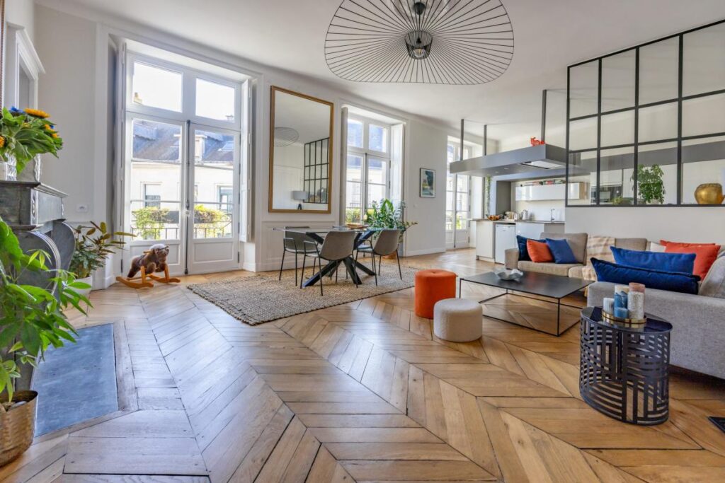 Appartement T3 de 105m2 – 3 pièces – 2 chambres – 105 m²