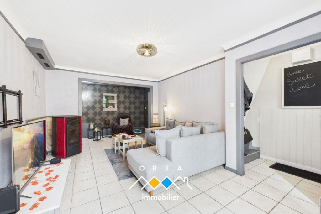 Maison de village à Bayonville-sur-Mad – 4 pièces – 2 chambres – 83 m²