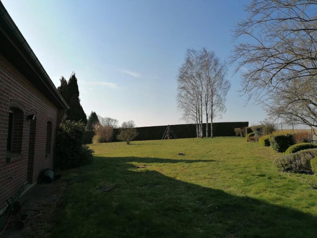 BAISSE DE PRIX ! PAVILLON INDIVIDUEL/CAMPAGNE/ 6 CHAMBRES GRAND VERLY 02 – 8 pièces – 6 chambres – 192 m²