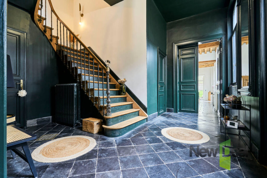 DEMEURE DU 17ÈME SIECLE RENOVEE / SAINT AMAND LES EAUX – 15 pièces – 6 chambres – 560 m²