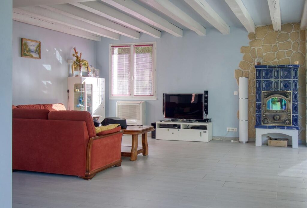 Grande maison avec dépendance – 5 pièces – 3 chambres – 120 m²