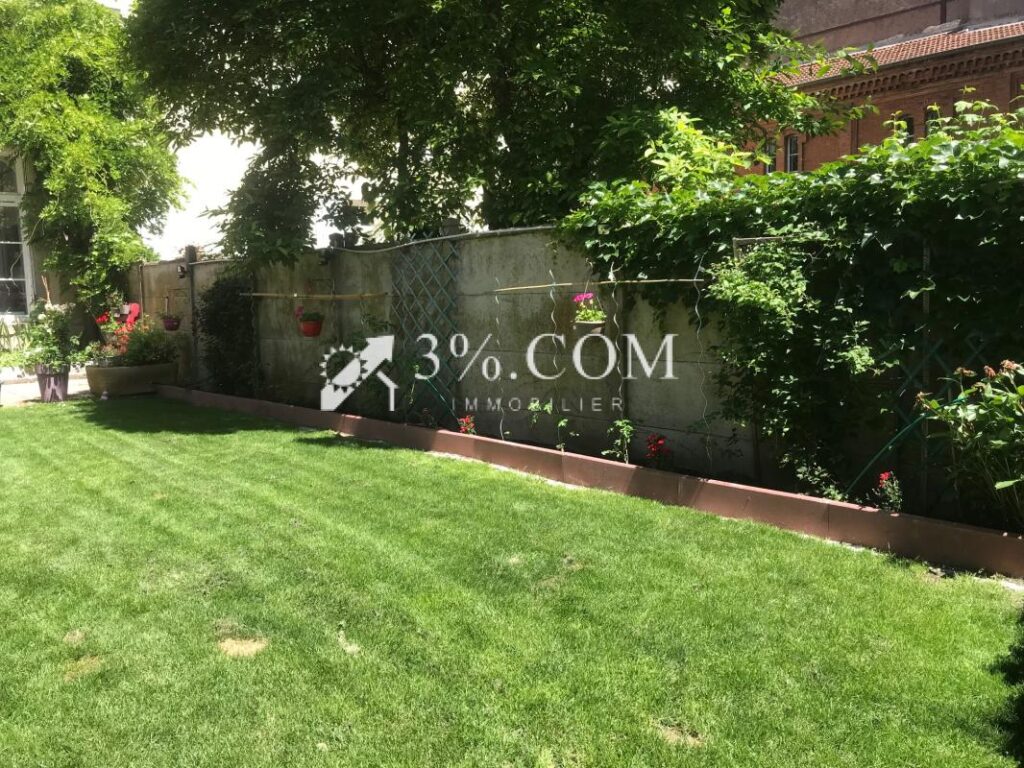 Ensemble Immobilier de Prestige ( Maison +Pavillon +Appartem – 10 pièces – 6 chambres – 369 m²