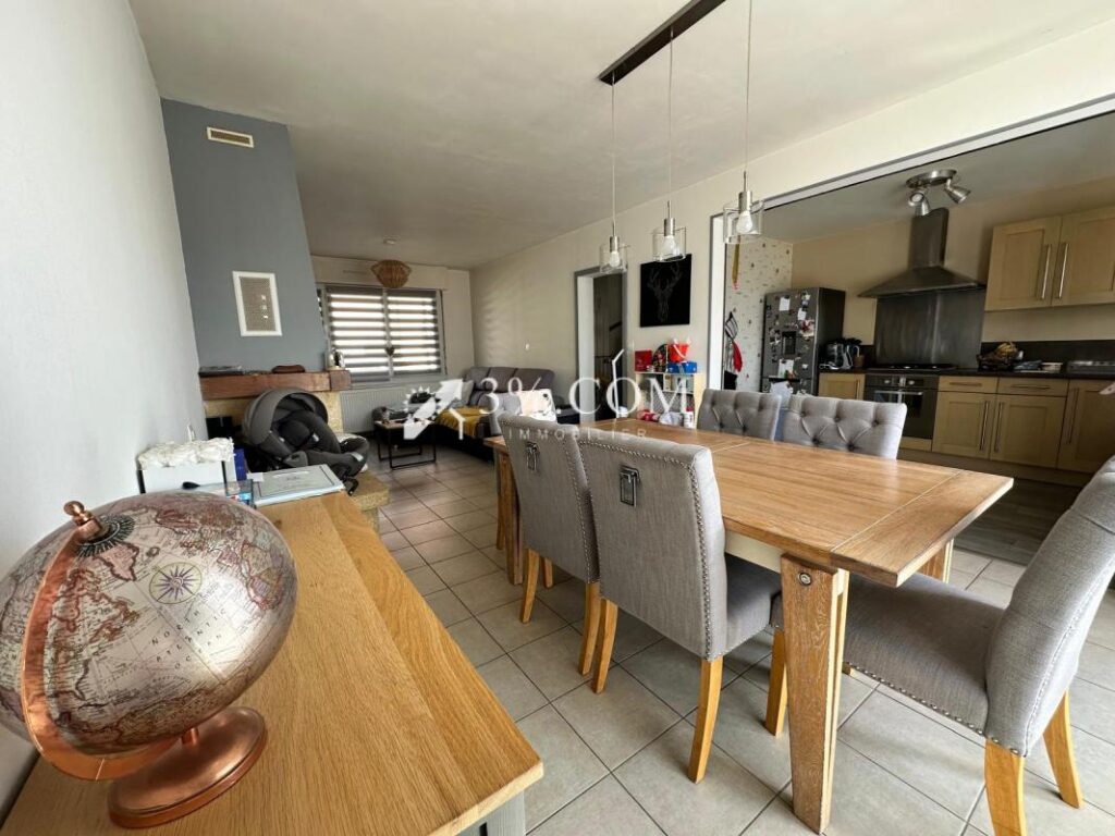 MAISON GARAGE 3/4 CHS – 6 pièces – 4 chambres – 106 m²