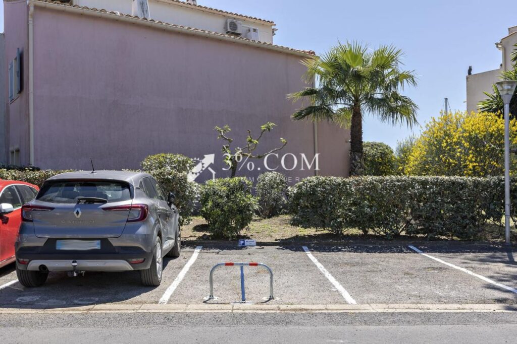 APPARTEMENT SUR I’ILE PRIVEE DES MARINAS – 2 pièces – 1 chambre – 30 m²