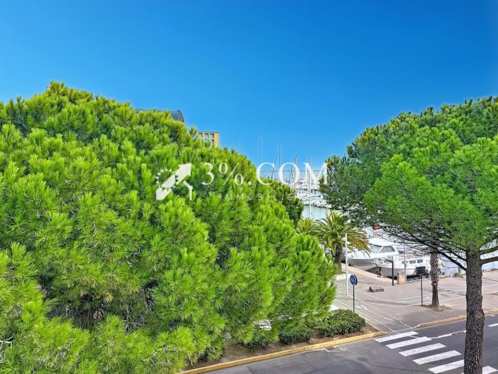 Charmant appartement 3 pièces de 41.61 m2 avec vue sur le po – 3 pièces – 2 chambres – 41 m²