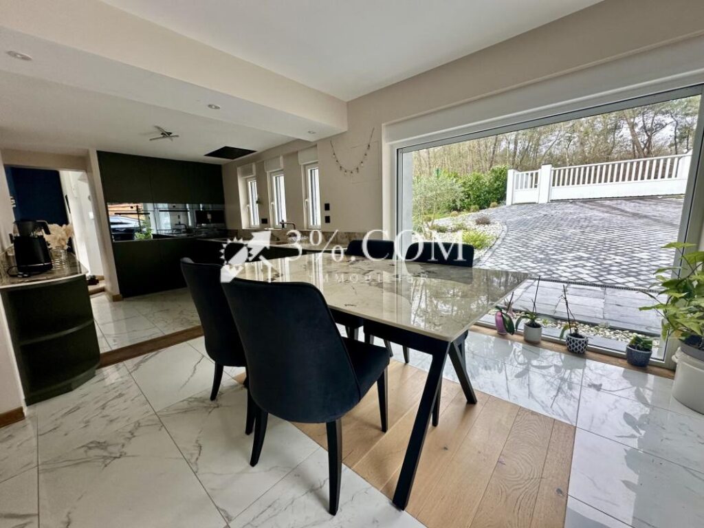 Villa indépendante avec piscine à Condette – 6 pièces – 4 chambres – 179 m²