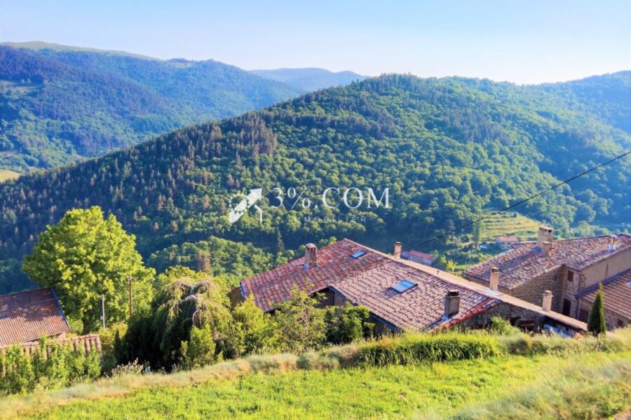 Maison à vendre à Saint genest lachamp
