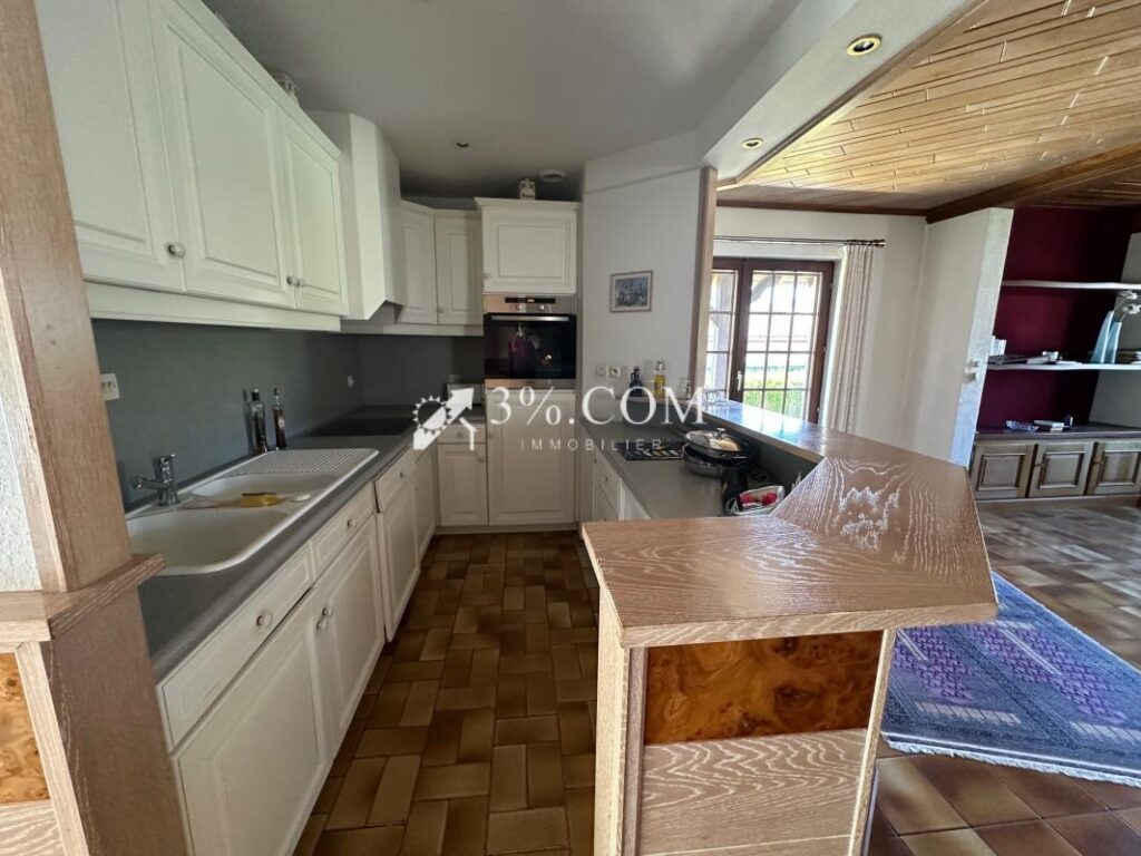 3%.COM – Maison avec piscine – 5 pièces – 3 chambres – 169 m²