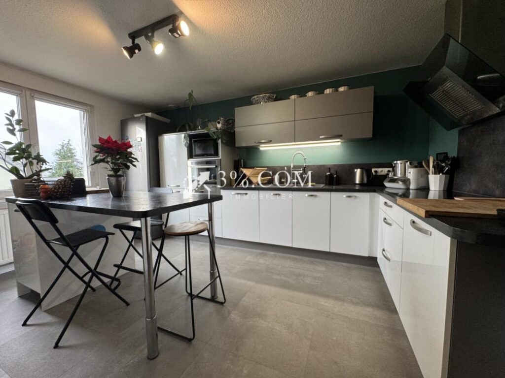 3%COM Jolie maison rénovée avec 4 chambres proximité Hochfel – 6 pièces – 4 chambres – 152 m²