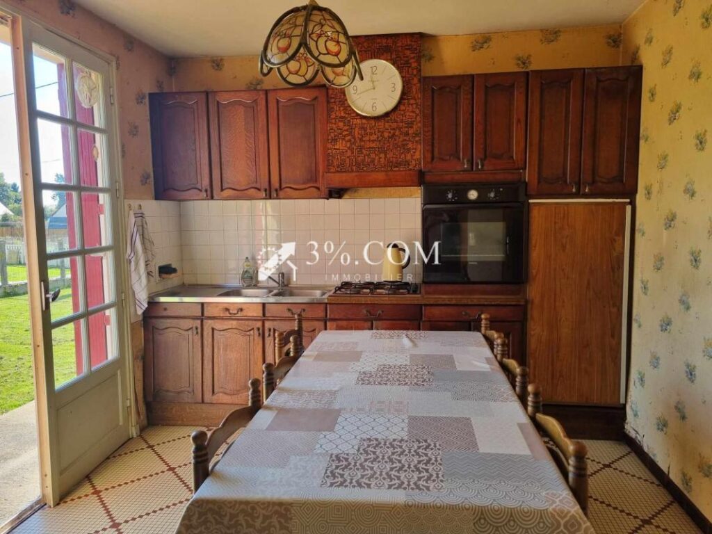 Maison familiale bien placée avec beau potentiel – 6 pièces – 4 chambres – 113 m²