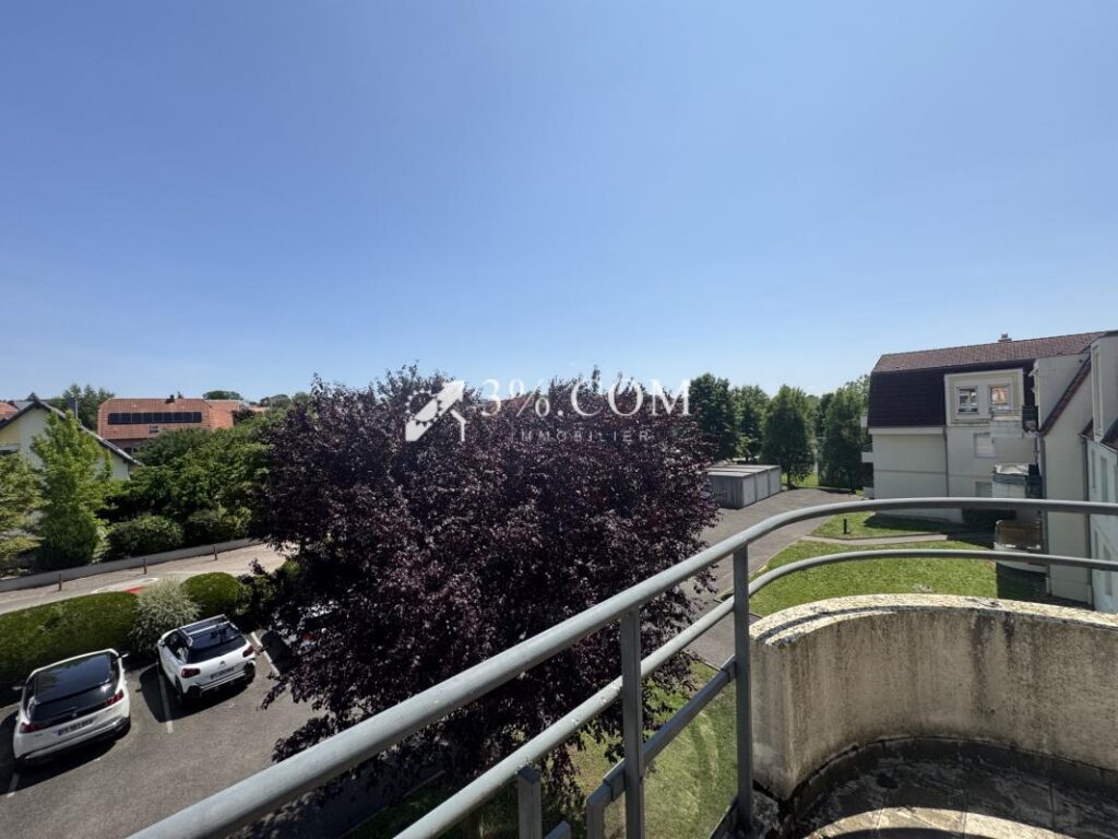 3%.COM – Joli F2 au calme avec balcon, cave et garage – 2 pièces – 1 chambre – 41 m²