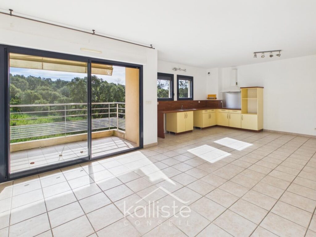 Grand T3 lumineux avec terrasse – Résidence A Spusata – Quartier Madunuccia – Ajaccio – 3 pièces – 2 chambres – 71 m²