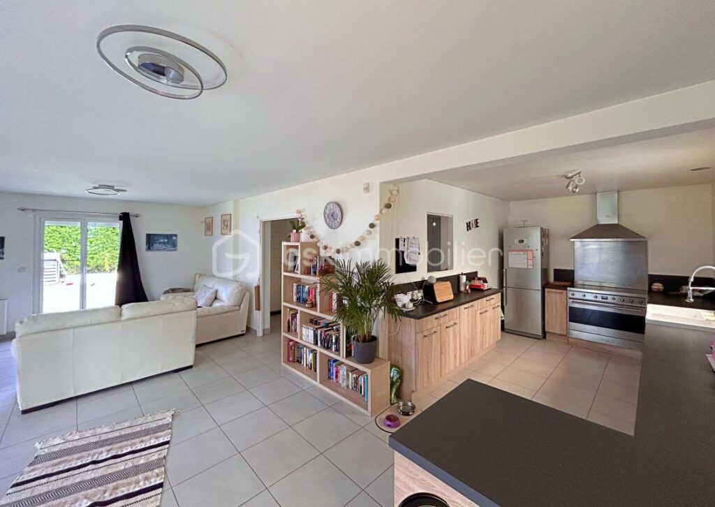 Superbe maison de campagne – 6 pièces – 168 m² – Terrain clos, arboré et sans vis à vis – Très calme ! – 6 pièces – 4 chambres – 168 m²