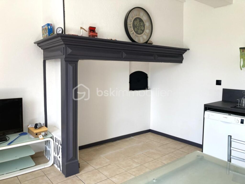 Élégance rustique à la campagne gersoise : votre corps de ferme coup de cœur ! – 4 pièces – 3 chambres – 145 m²