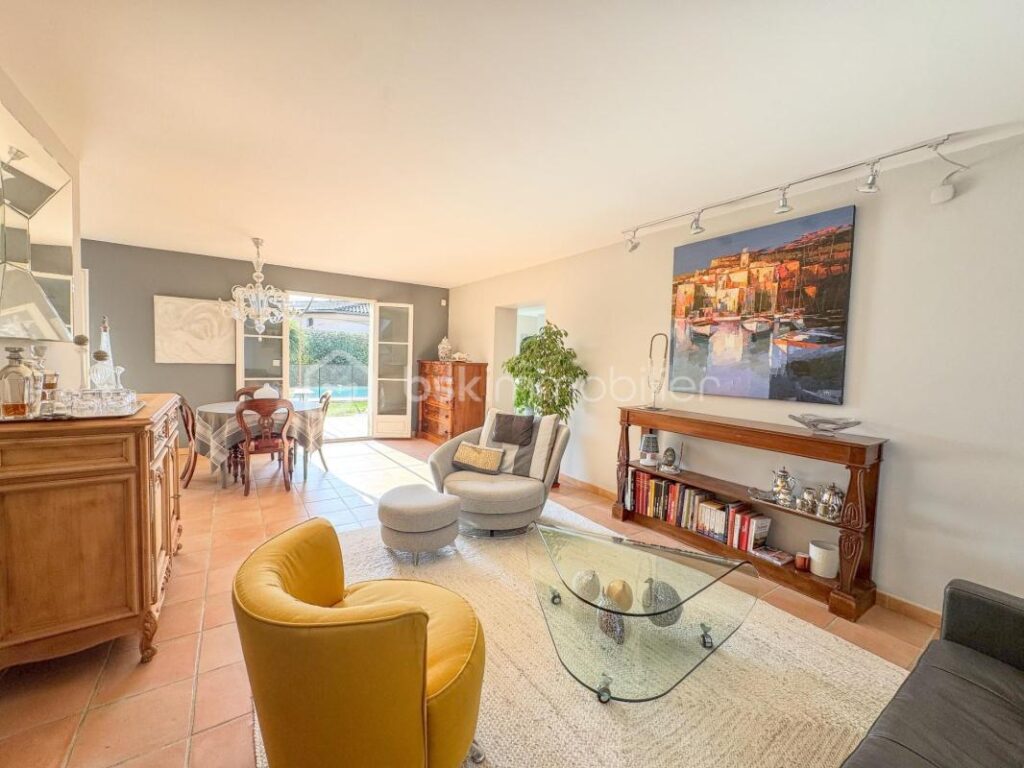 Magnifique villa avec piscine dans un quartier résidentiel de Labège – 8 pièces – 6 chambres – 210 m²