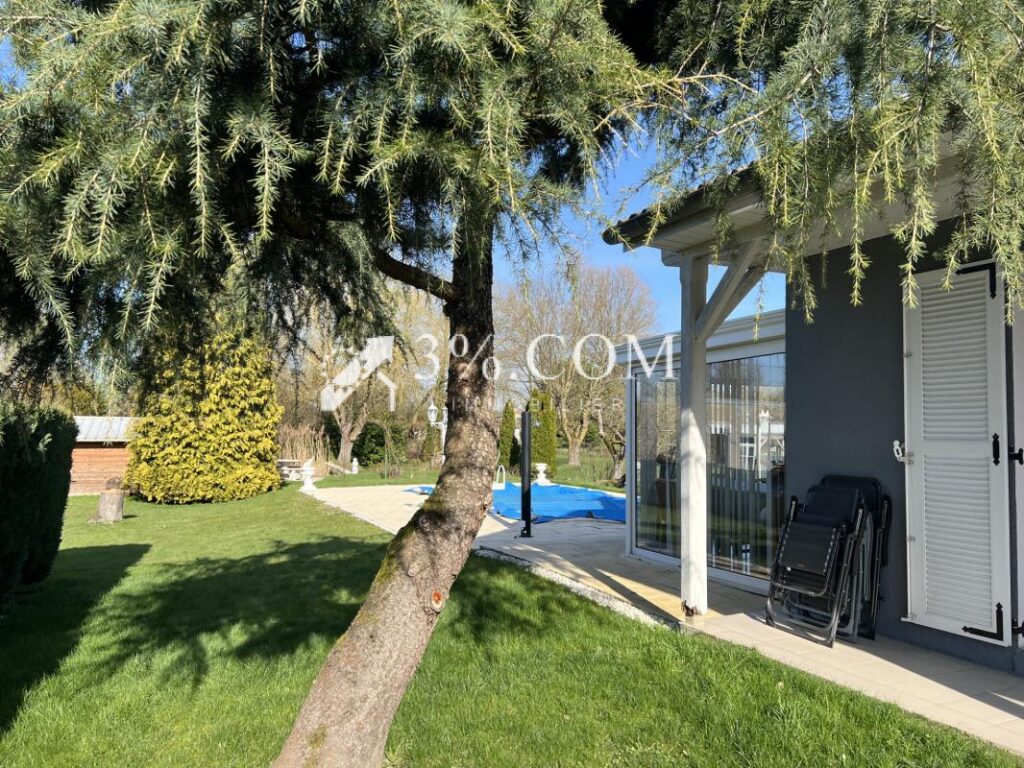 Maison +Terrain 1200 m2 +Piscine 54300 Lunéville – 6 pièces – 3 chambres – 90 m²